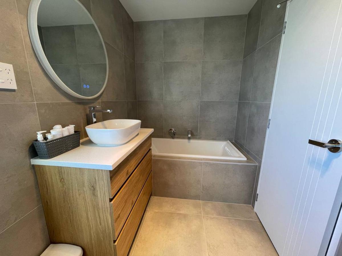 4 Bedroom Fully Furnished In Papakura, Holiday home *