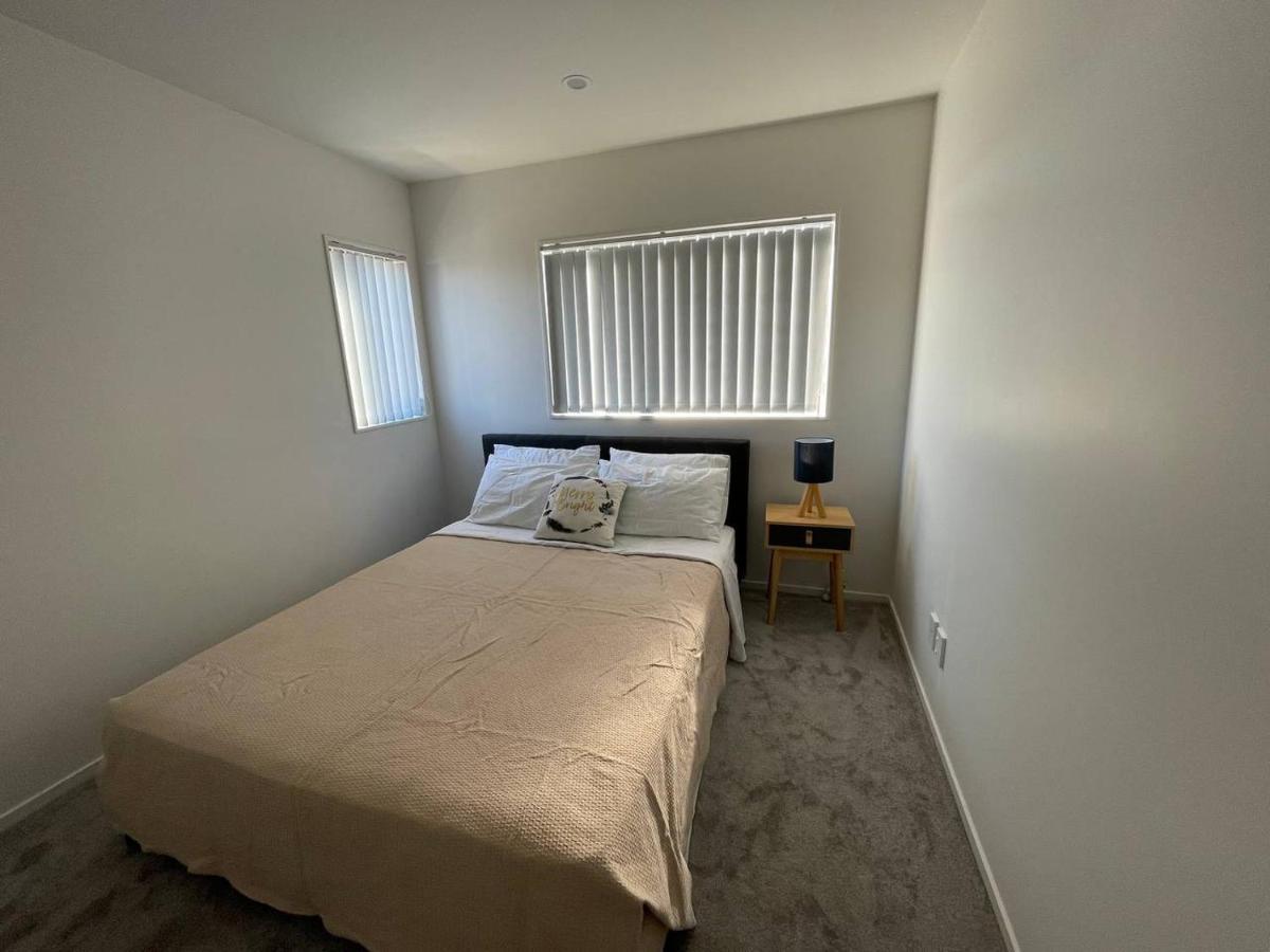Ferienhaus 4 Bedroom Fully Furnished In Papakura, Auckland